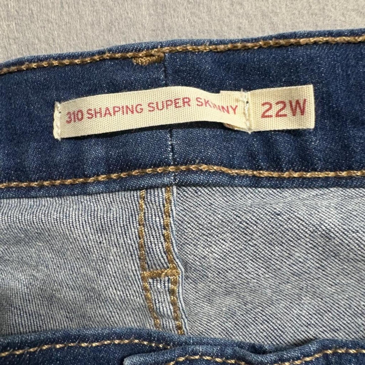 Levi's 310 Shaping Super Skinny Jeans Womens 22W S Blue Denim Stretch Plus Size