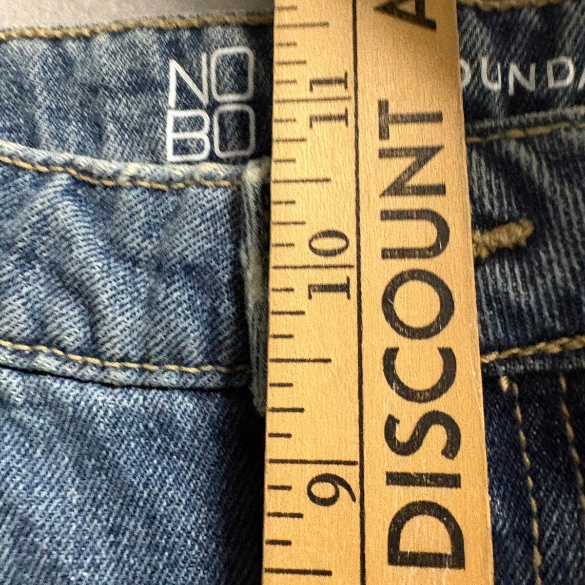 No Boundaries Distressed Patch Jeans Womens Blue Medium Wash Straight Leg Denim