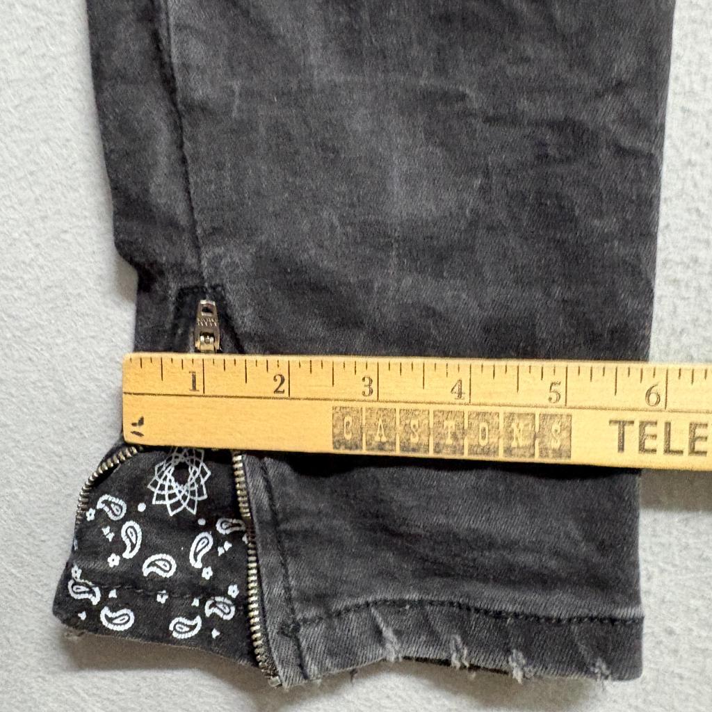 BoohooMAN Cargo Jeans Mens 34 Black Distressed Skinny Ankle Zip Paisley Insert