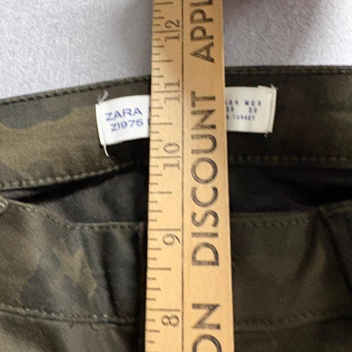 Zara Basic Z1975 Denim Womens Size 8 Camo Moto Skinny Jeans Green Camouflage