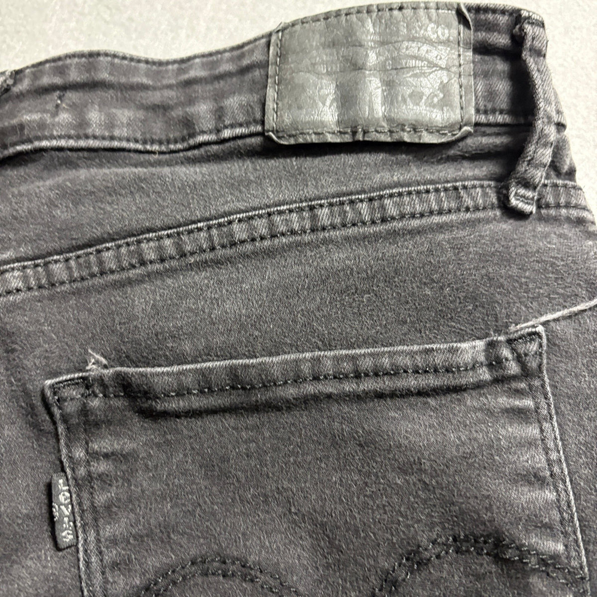 Levi's 721 High Rise Skinny Jeans Womens 31 Black Stretch Denim Pants