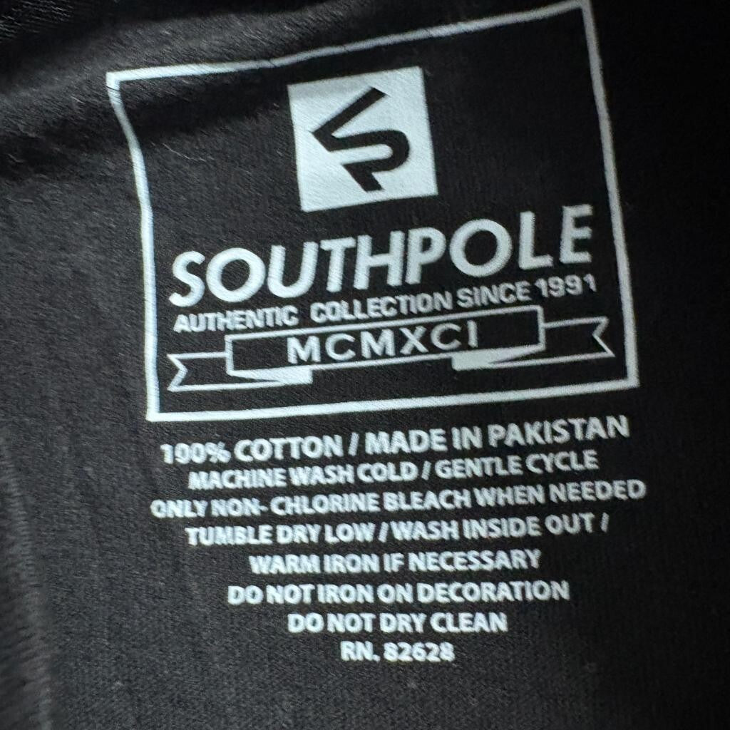 Southpole T-Shirt Mens Medium Black Graphic Print No More Limits Skull Cotton