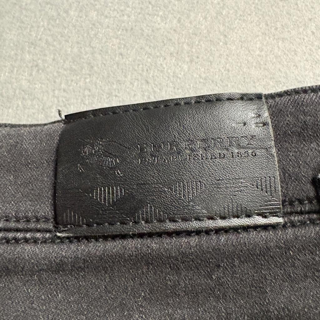 Burberry London England Womens Black Skinny Jeans Size W29 Stretch Denim