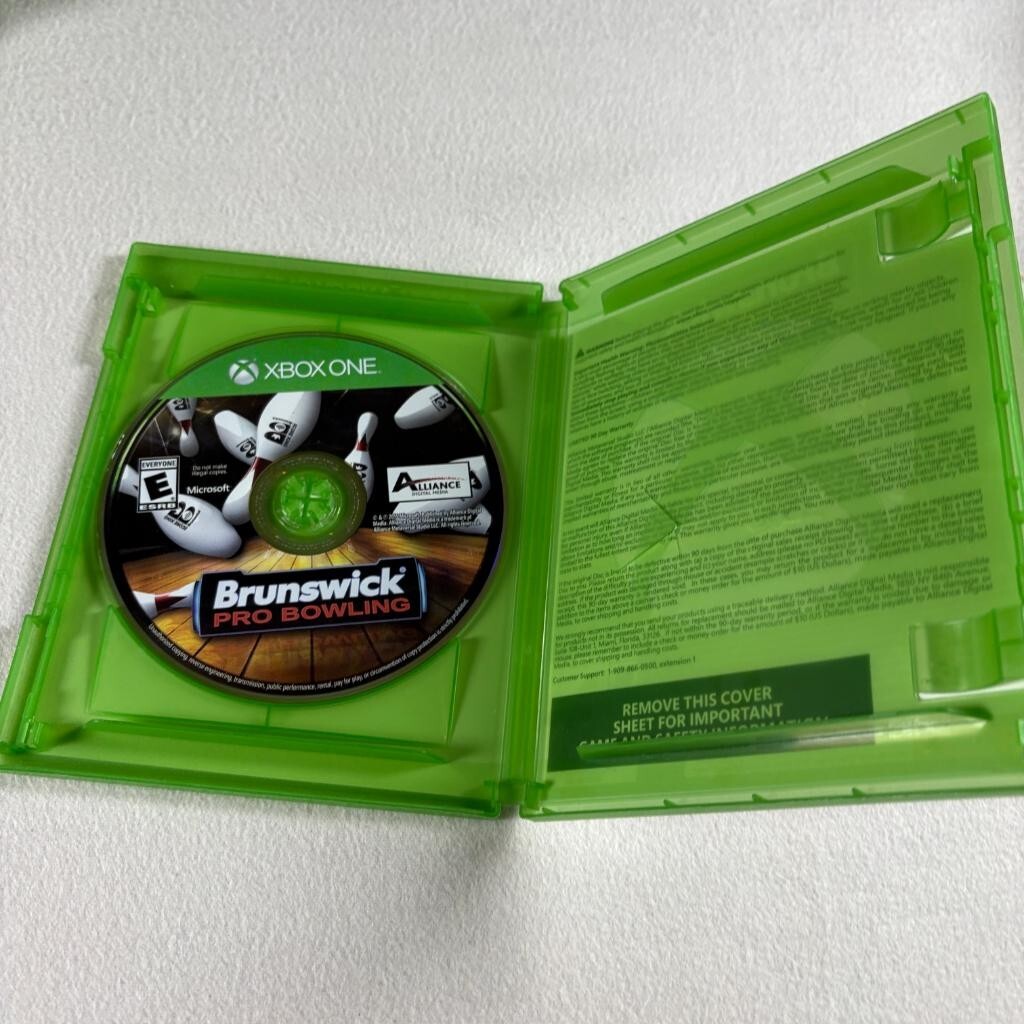 Brunswick Pro Bowling Xbox One Game with Case Tested
