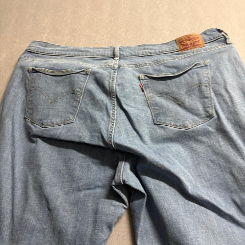 Levis Classic Straight Jeans Womens 20W Medium Wash Blue Denim Stretch WaterLess