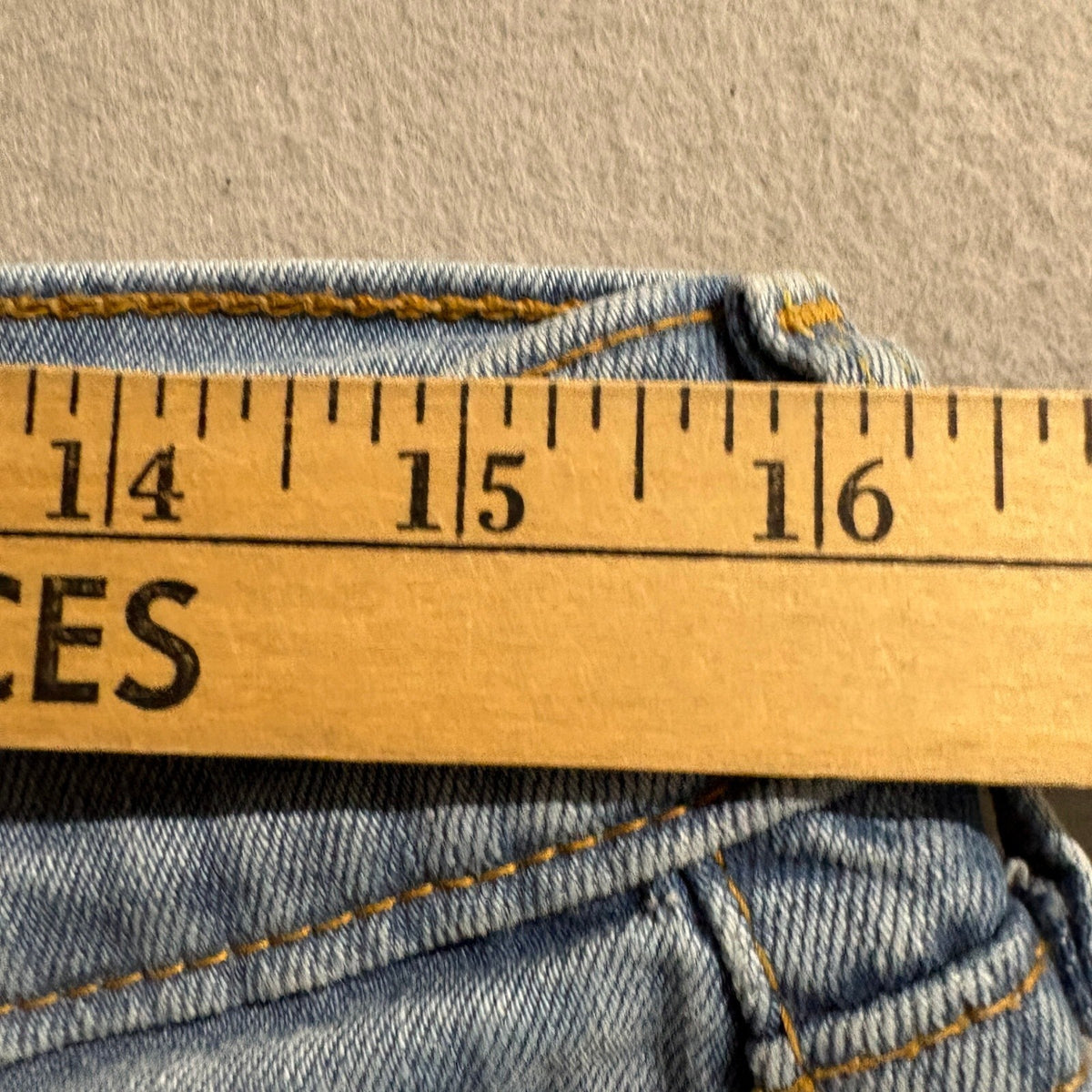 Levi's 505 Cut Off Jean Shorts Mens 33 Blue Denim Raw Hem Jorts Casual