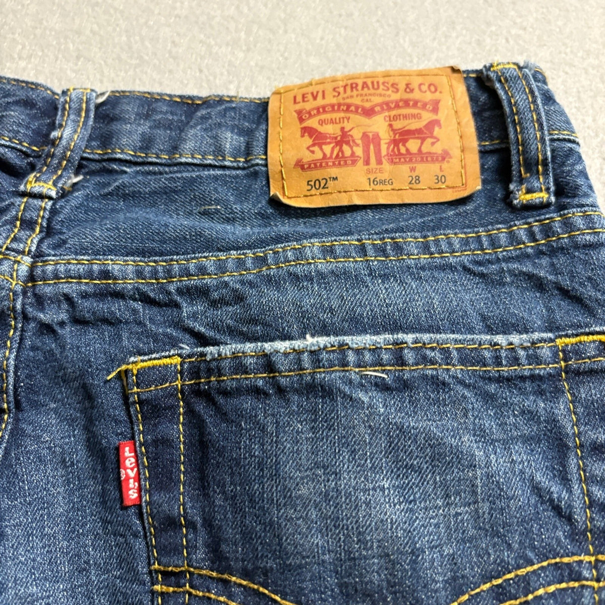 Levis 502 Regular Taper Jeans Womens 16Reg W28 L30 Distressed Blue Denim