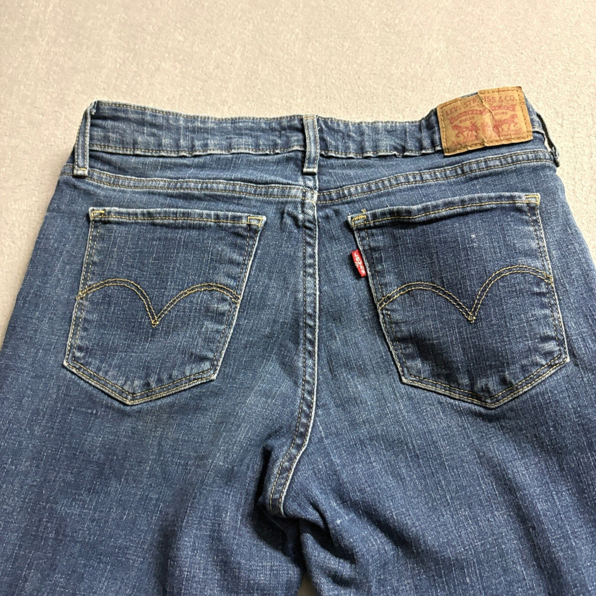 Levi's 711 Skinny Jeans Women's 28 Blue Distressed Knee Raw Hem Denim Pants