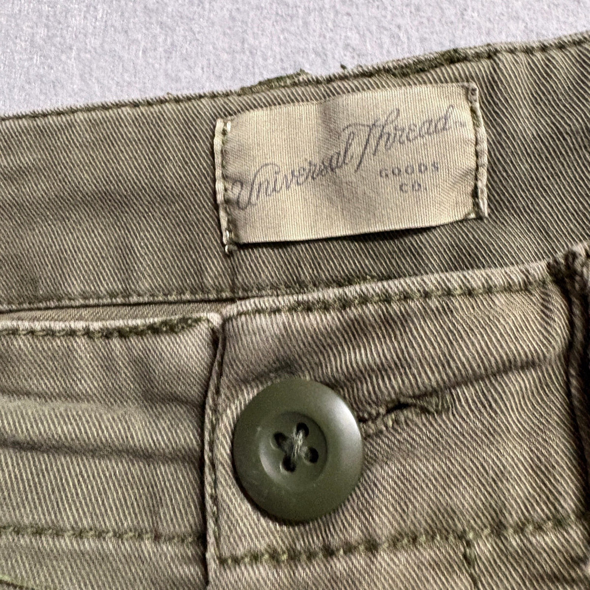 Universal Thread Womens Size 6 Olive Green Cargo Pants Wide Leg Cotton Casual