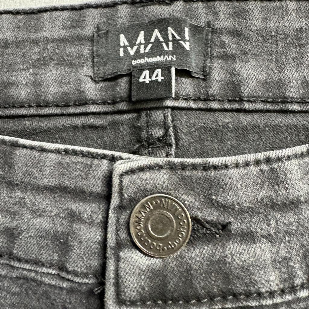 BoohooMAN Skinny Jeans Mens 44 Gray Raw Hem Distressed Stretch Denim