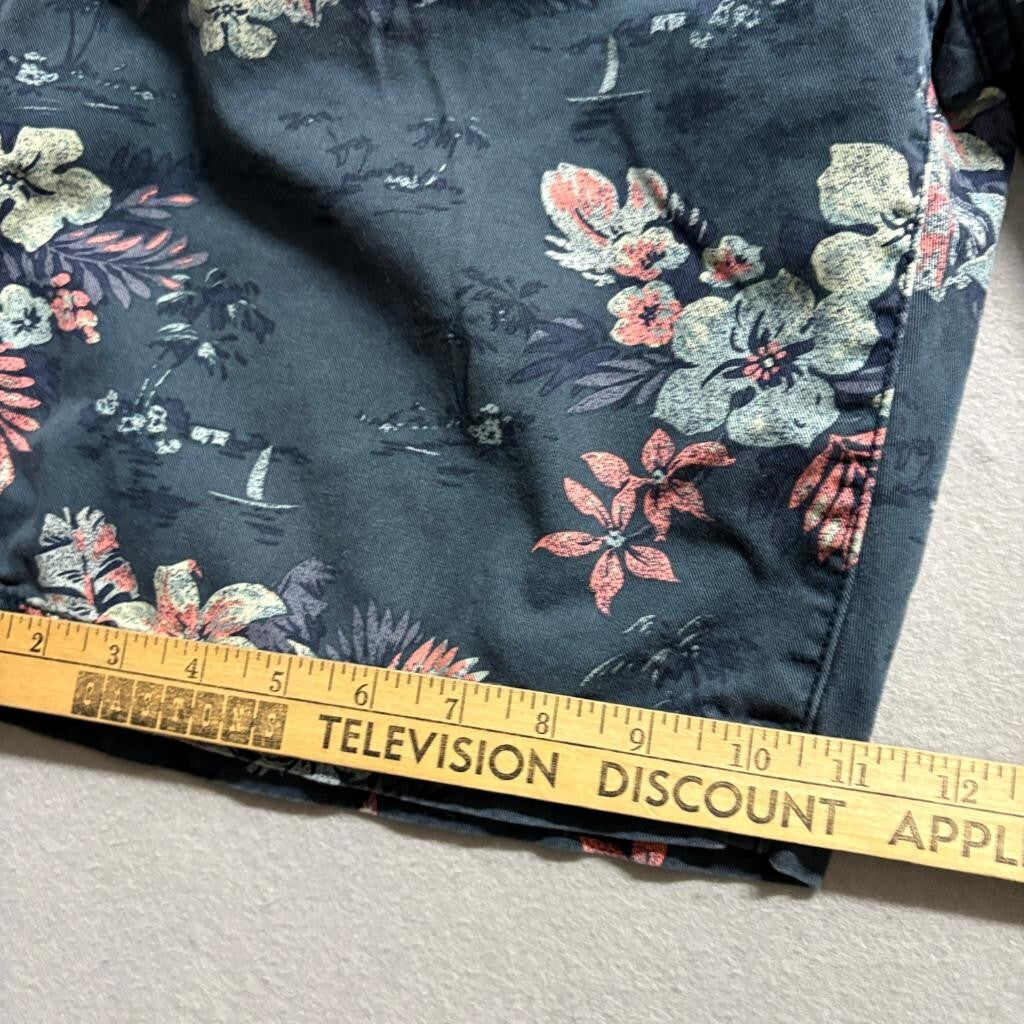 Arizona Jean Co Mens Shorts Size 34 Blue Floral Tropical Cotton Flat Front Chino