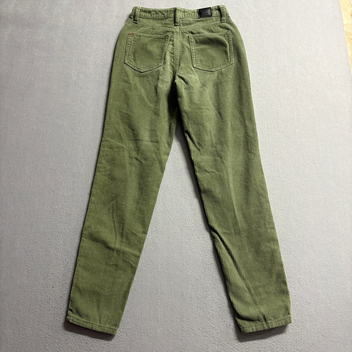 BDG Urban Outfitters Mom High Rise Corduroy Pants Womens Size 24 Green Cotton