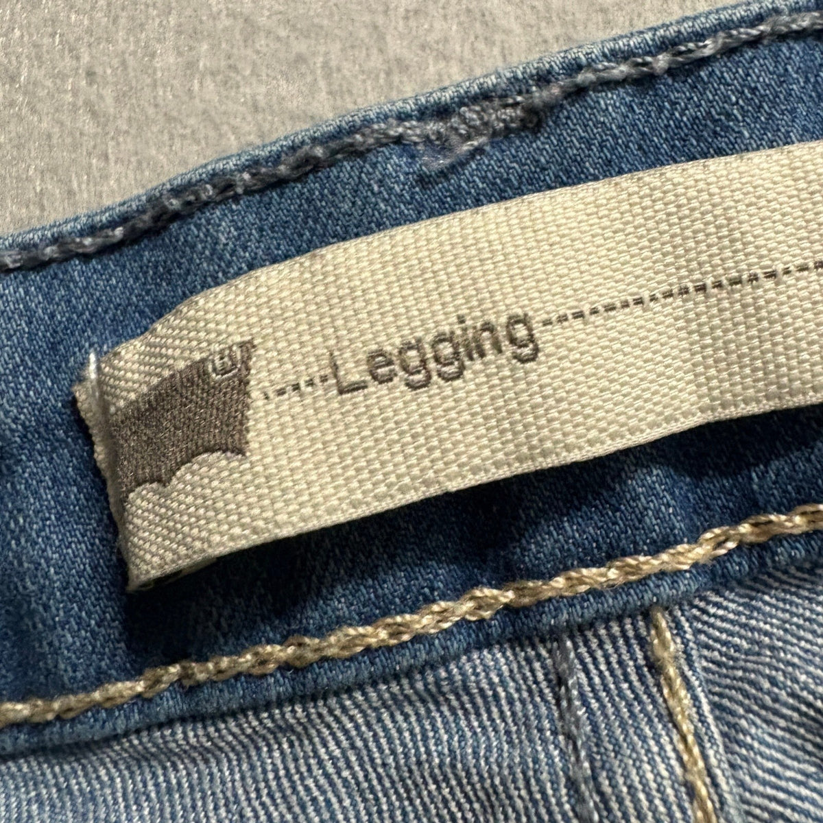 Levis Legging Jeans Womens 28x30 Blue Denim Stretch Skinny Mid Rise