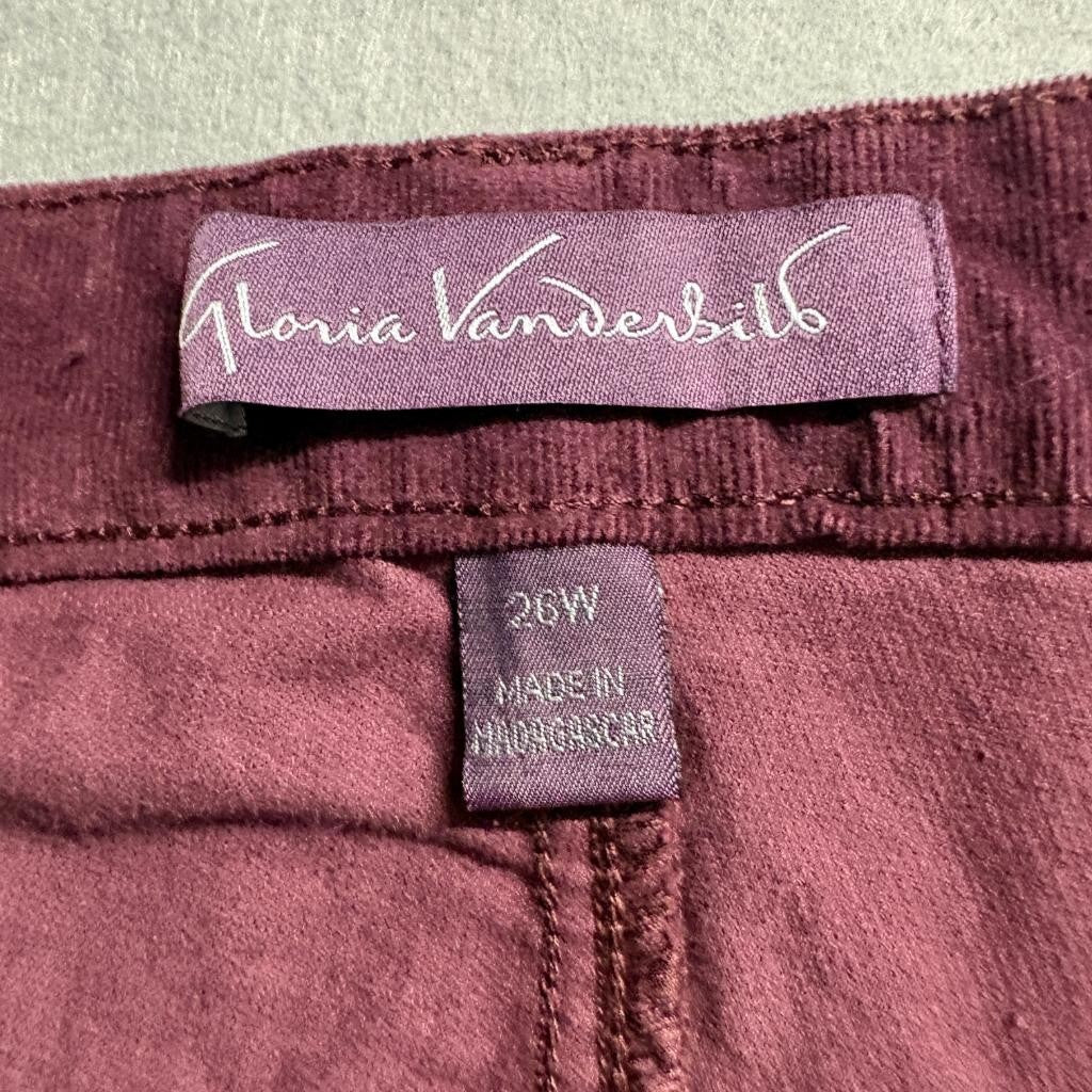 Gloria Vanderbilt Amanda Slim Corduroy Pants Womens 26W Purple Huckleberry New
