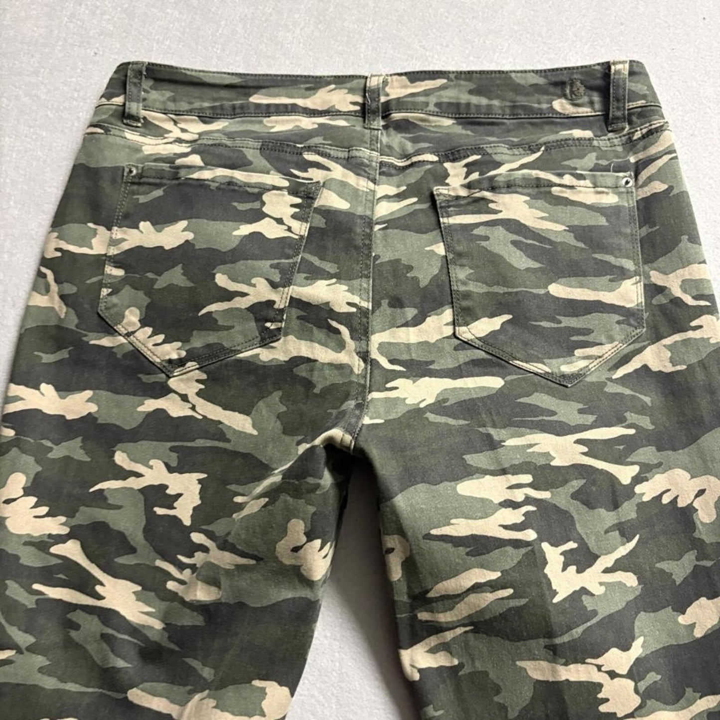 Kensie Jeans Womens 10/30 Camouflage Skinny Stretch Camo Pants Green