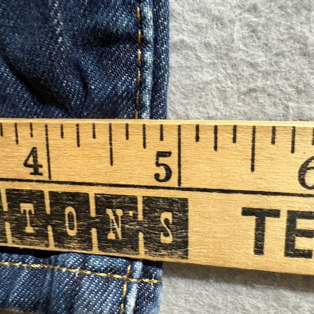 Levi's Premium Mile High Super Skinny Jeans Womens 31x30 Dark Wash Blue Denim