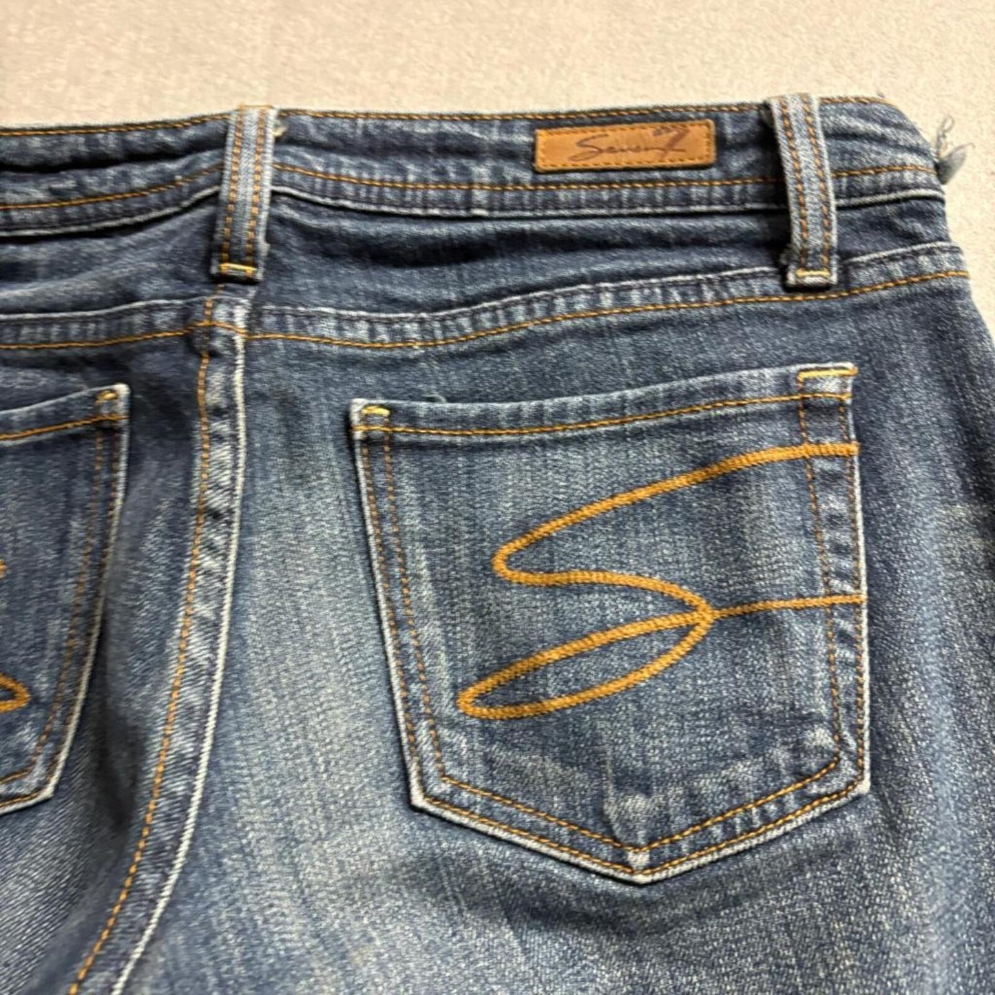 Seven7 Flare Jeans Womens Size 30 Blue Denim Low Rise Medium Wash 31x29