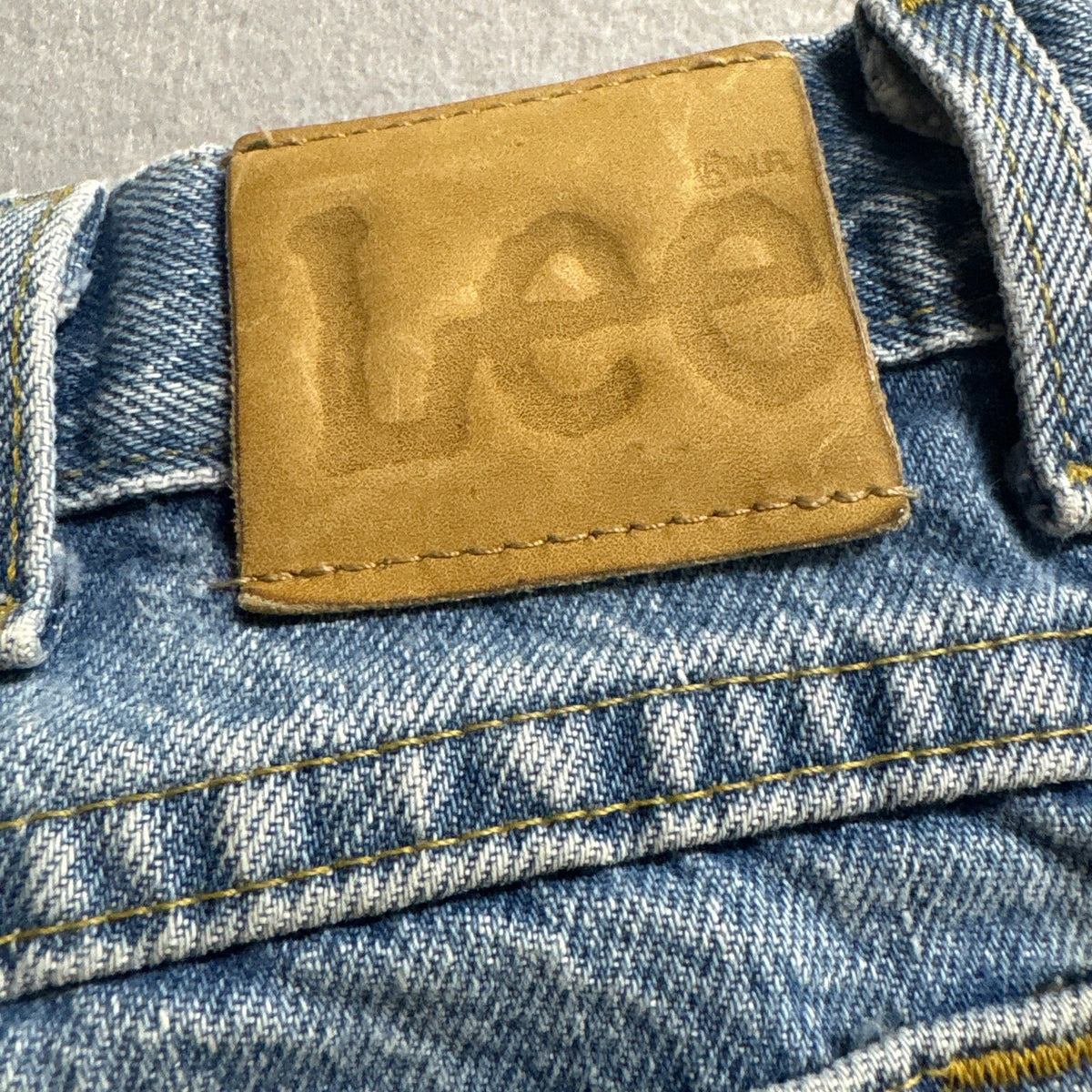 Lee Denim Jeans Mens 34x30 Light Blue Wash Straight Leg Workwear Distressed