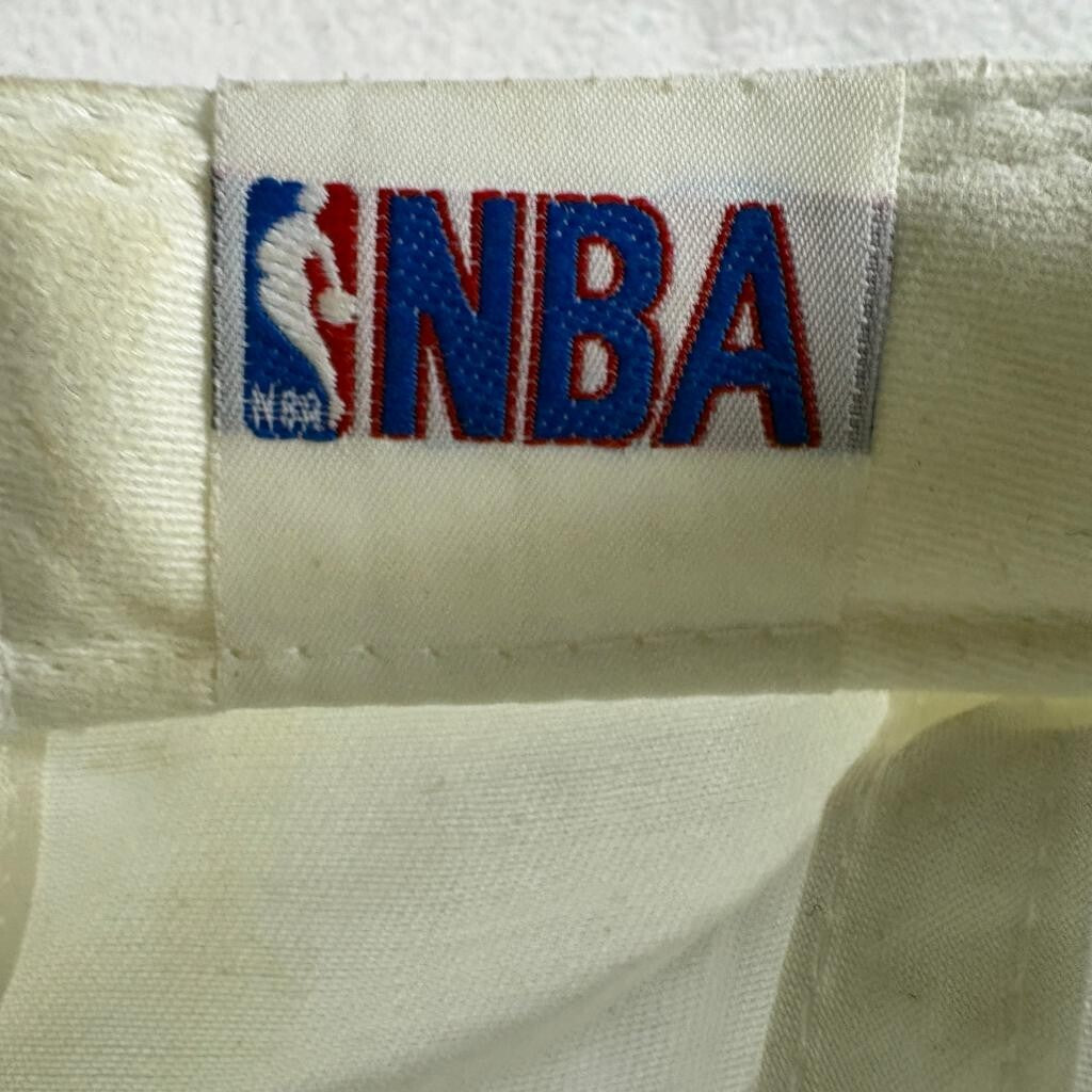 Los Angeles Lakers New Era Hat Cap White Adjustable Strapback Adult NBA