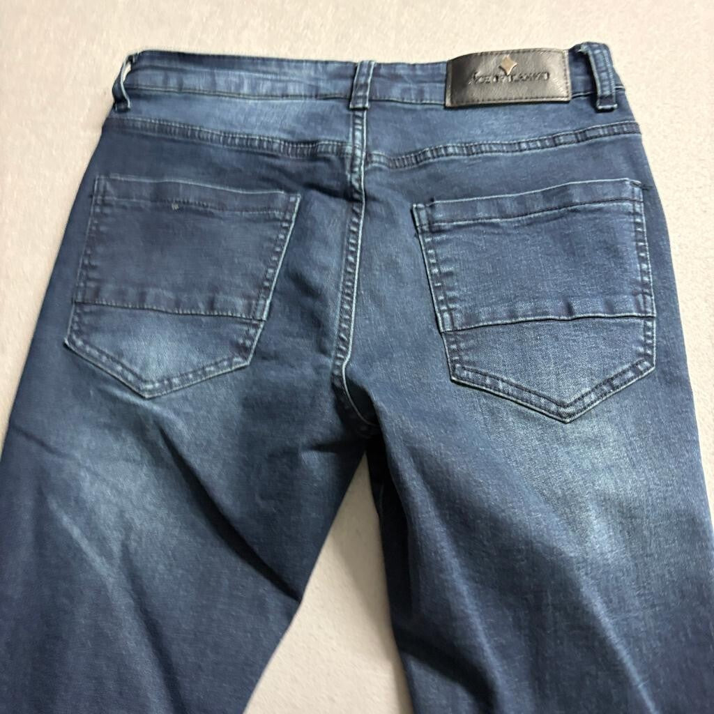 Ace of Diamond Jeans Mens 28x30 Blue Distressed Ripped Slim Straight Stretch