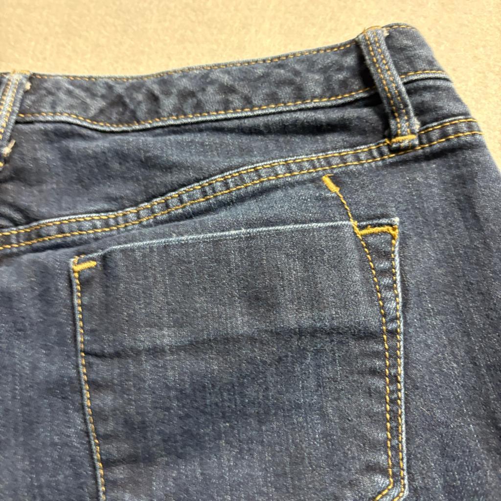 Mossimo Premium Denim Curvy Bootcut Jeans Womens 8R Dark Wash Stretch Blue