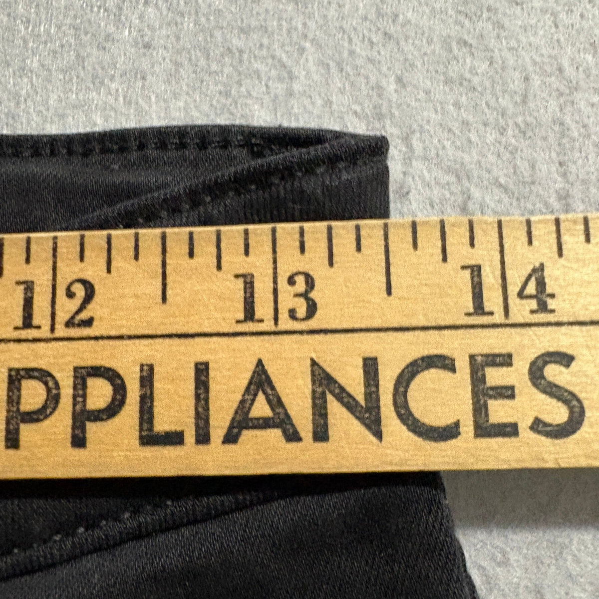 KUT from the Kloth Amy Crop Straight Leg Jeans Womens Size 2 Black Stretch Raw