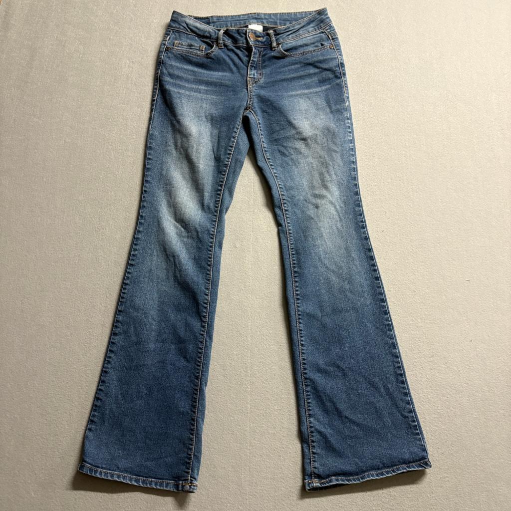 Roebuck and Co Bootcut Jeans Womens Size 2 Blue Denim Stretch Mid Rise