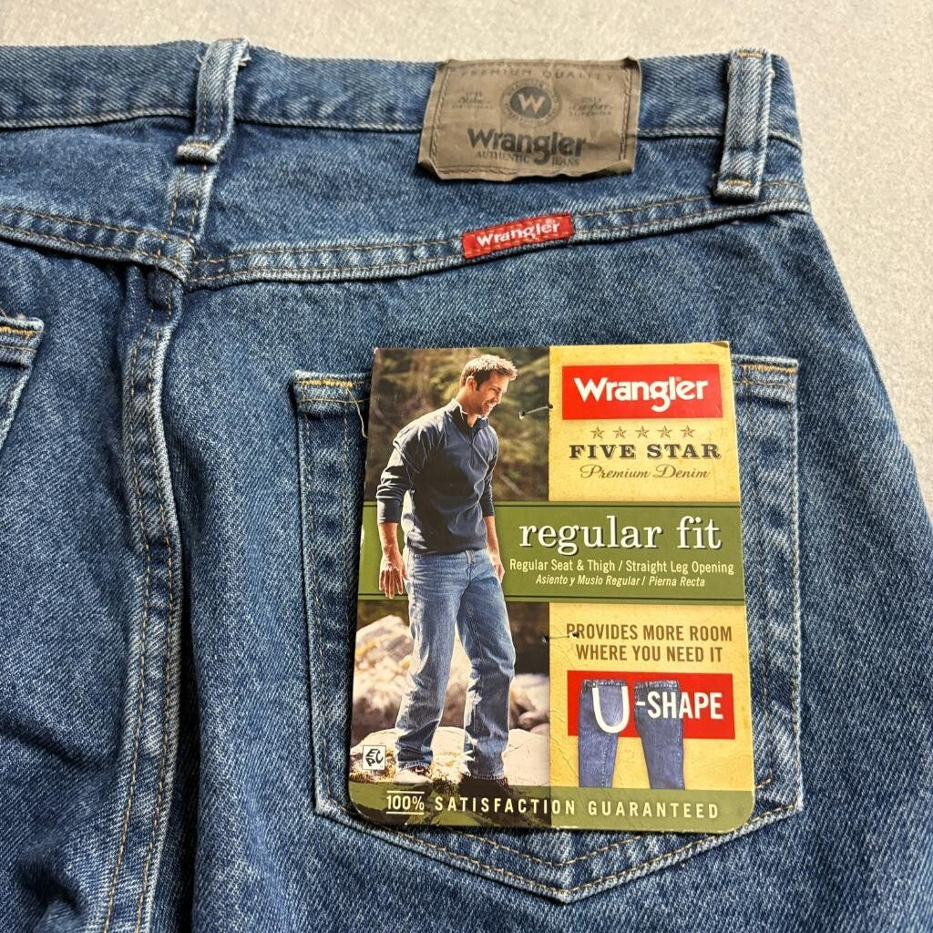 Wrangler Five Star Regular Fit Jeans Mens 30x30 Blue Denim Straight Leg New