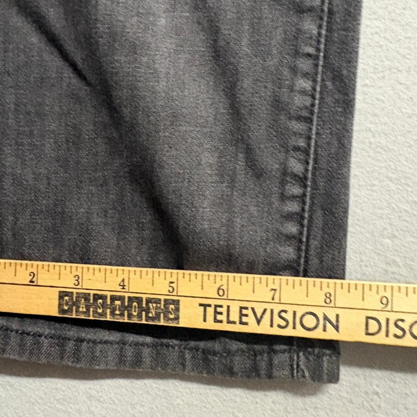 Guess Jeans Mens 32x28 Gray Regular Straight Crescent Fit Denim Pants 32x29
