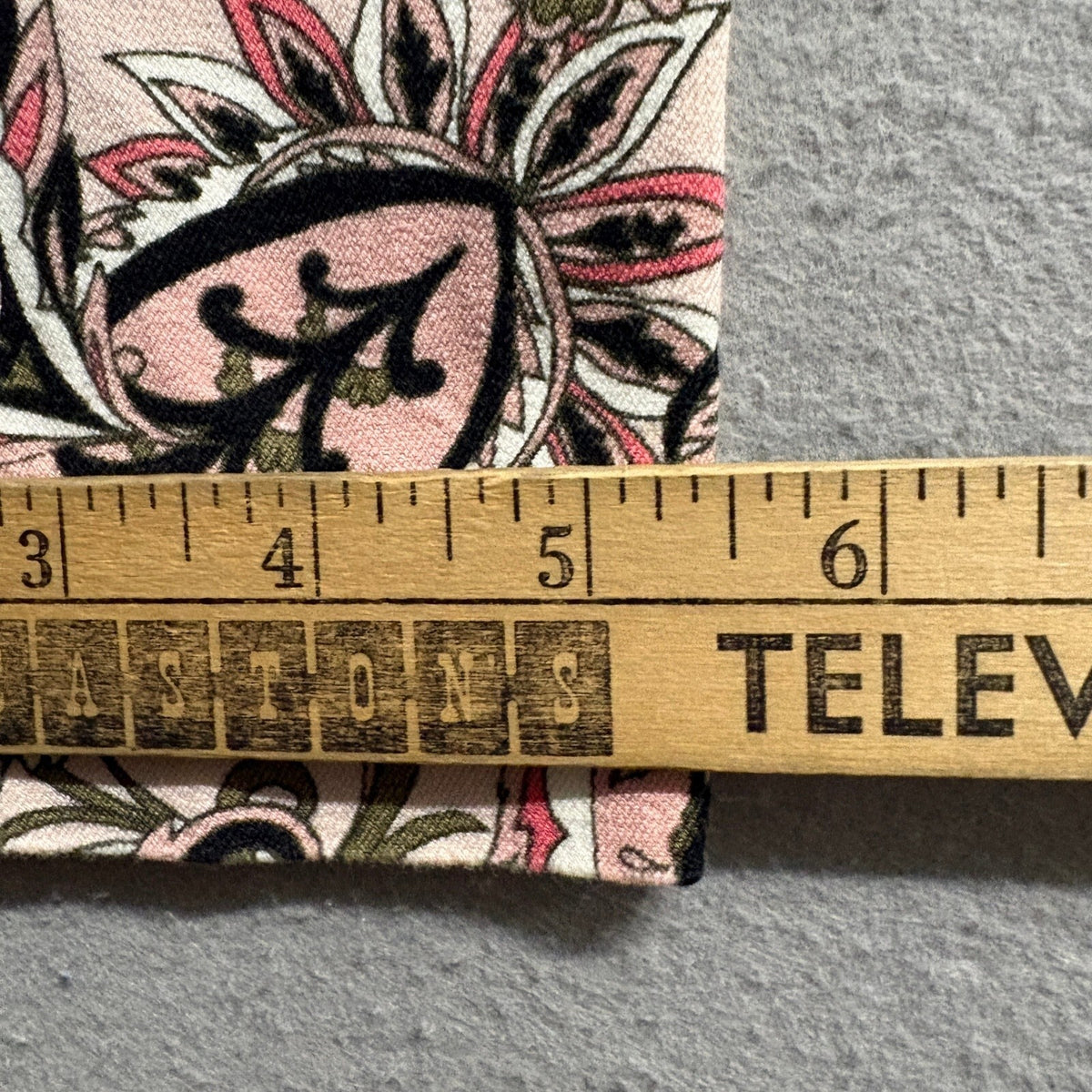 New York & Company Paisley Stretch Pants Womens Size 4 Pink Cotton Blend Crop