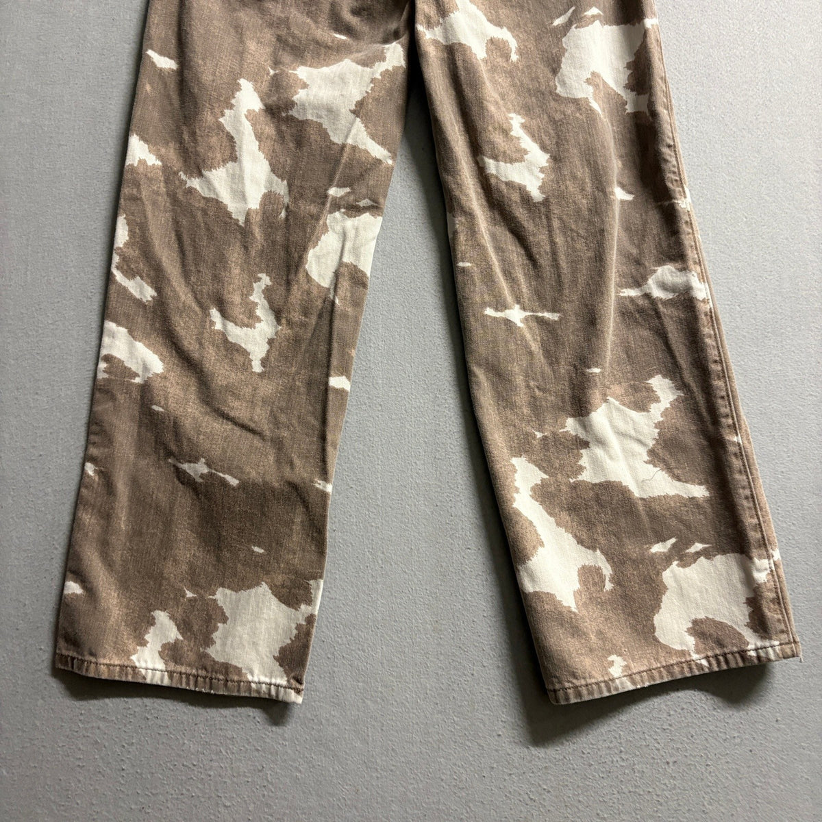 Hollister Low-Rise Baggy Jeans Womens 8R W29 Brown Cow Print Camo Wide Leg