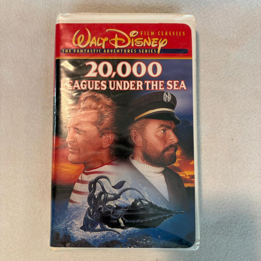 20000 Leagues Under the Sea VHS Walt Disney Film Classics Kirk Douglas Clamshell