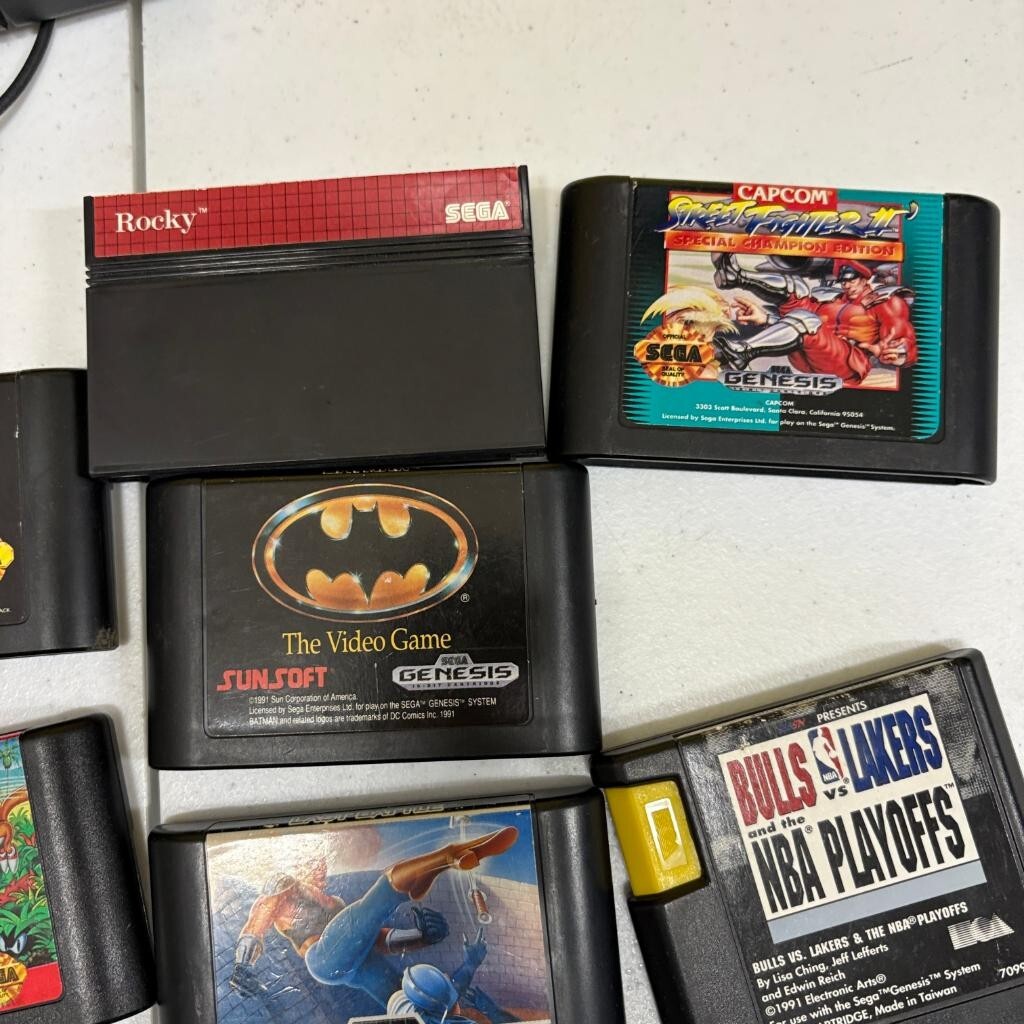 Sega Genesis Model 1 Console working Power Base Converter Controller and 7 Games