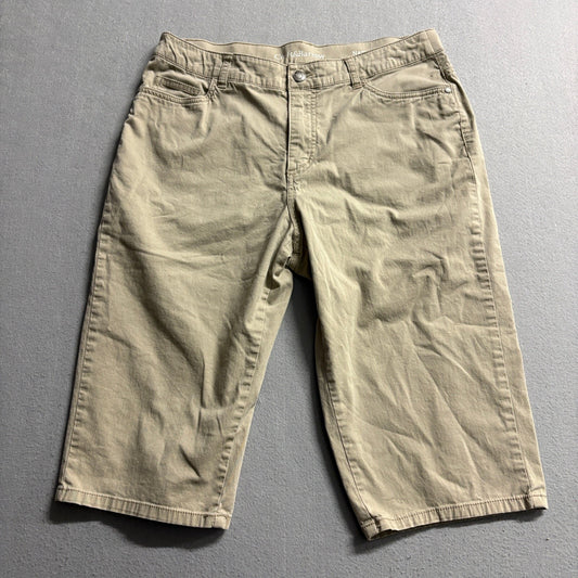 Croft & Barrow Bermuda Shorts Womens 10 Khaki Tan Stretch Natural Fit Capris