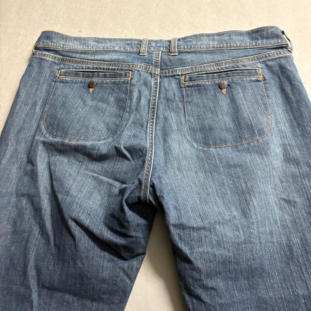 Old Navy The Sweetheart Jeans Womens 18 Regular Blue Denim Classic Rise Bootcut