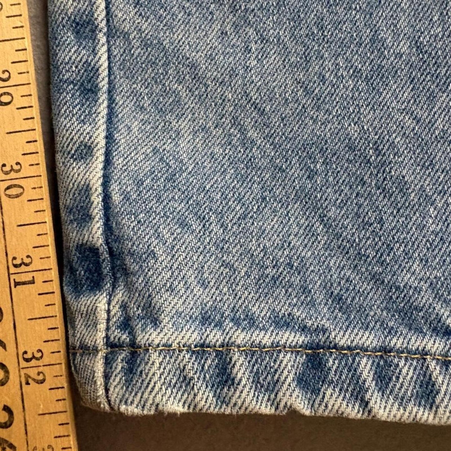 Wrangler Regular Fit Jeans Mens 34x34 Light Wash Blue Denim Straight Leg 96501DS