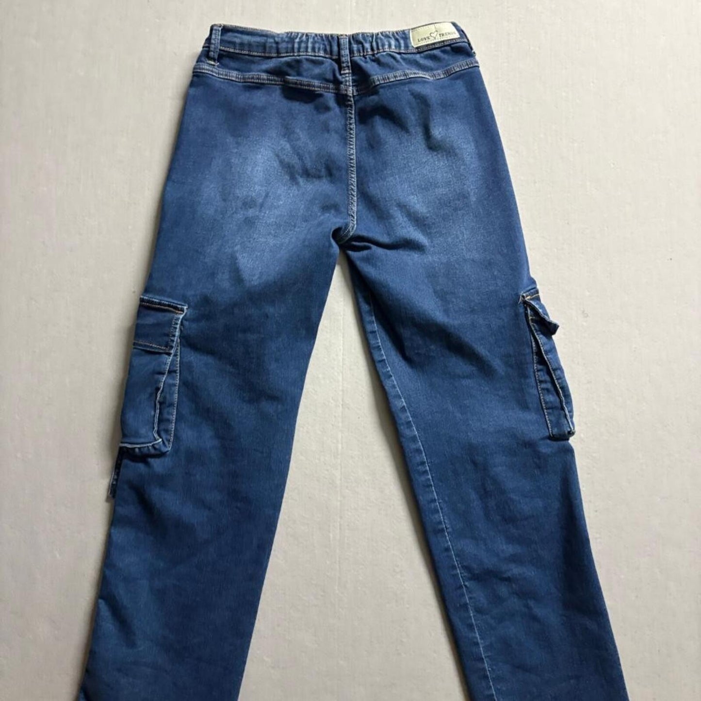 Love Tree Trends Cargo Jeans Womens Size 9 Blue Denim Utility Pockets Stretch