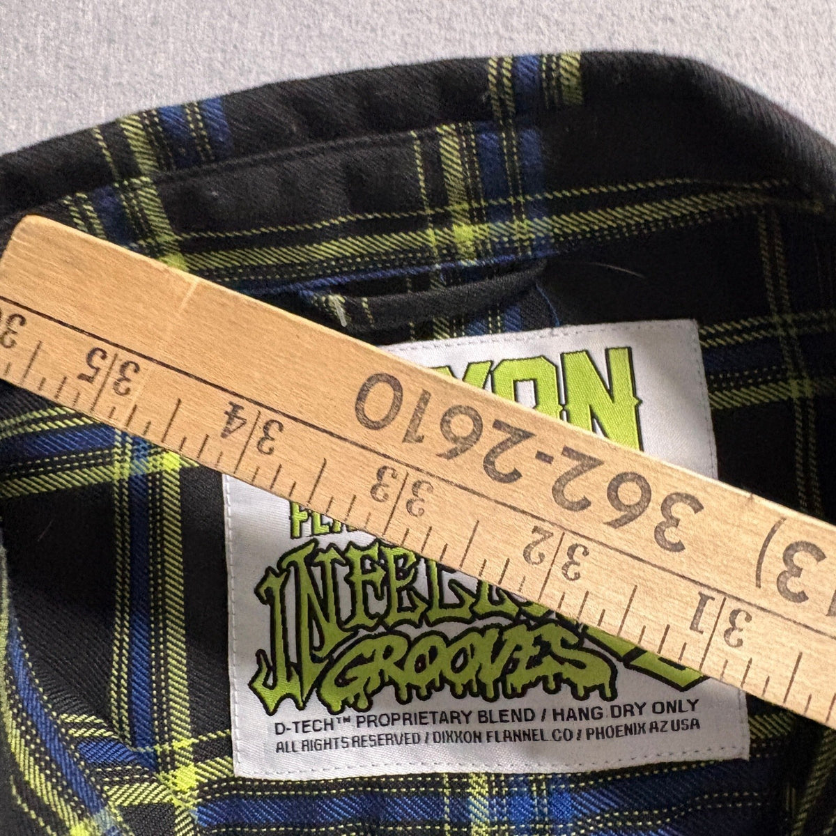 Dixxon Infectious Grooves Flannel Shirt Mens XL Black Yellow Blue Plaid Long