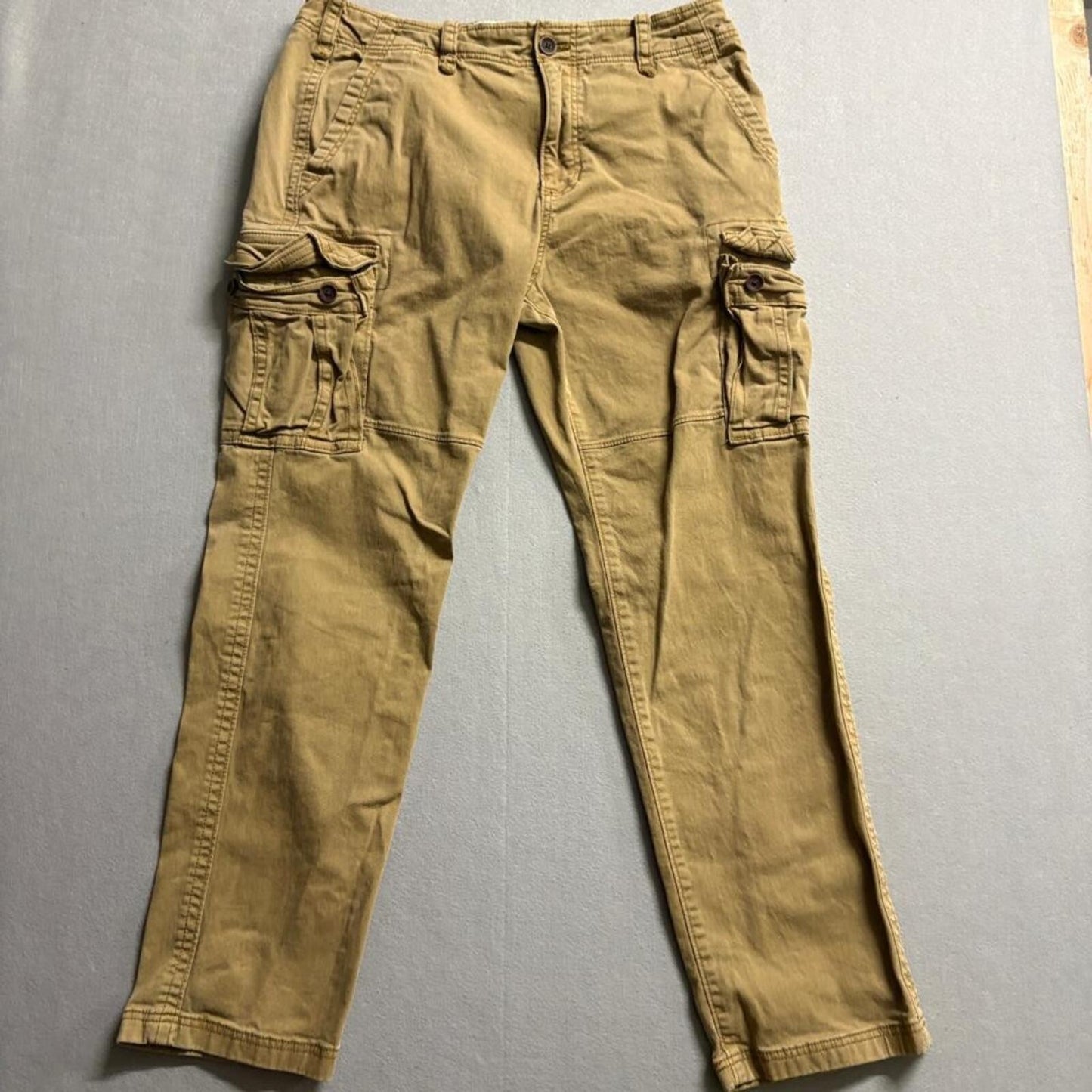 Hollister Cargo Pants Mens 36x32 Khaki Tan Stretch Cotton Straight Leg Utility